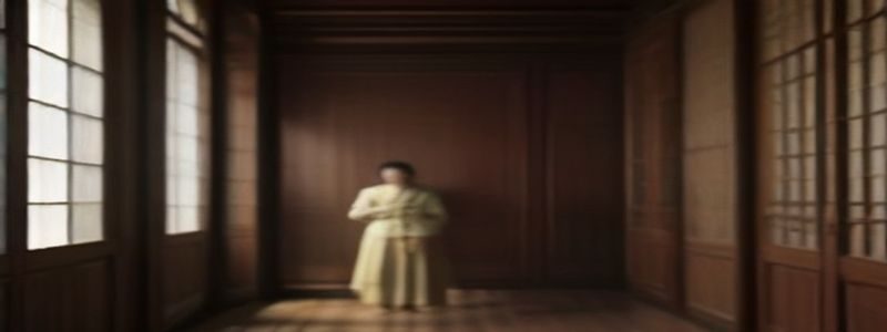 内容创作者在现代化办公室使用无码素材进行平面设计，双屏工作站展示高清无码图片，环境明亮专业